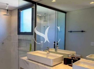 Casa · 185m² · 3 Quartos · 2 Vagas · Vende-se casa com 03 suítes em Juquehy - condomínio próximo à praia.