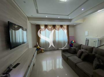 Casa · 120m² · 3 Quartos · 1 Vaga · Vende-se sobreposta alta duplex com 03 dormitórios no bairro de Bom Retiro em Santos.