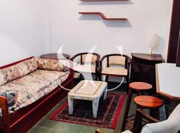 Apartamento · 72m² · 1 Quarto · 1 Vaga · Vende-se apartamento de 01 dormitórios no bairro de Gonzaga em Santos.
