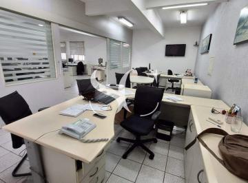 Comercial · 617m² · Vende-se prédio comercial no bairro do Centro em Santos