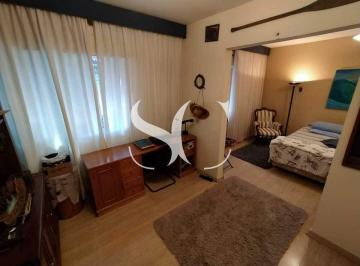 Apartamento · 280m² · 4 Quartos · 2 Vagas · Vende-se apartamento de 04 dormitórios no Gonzaga em Santos
