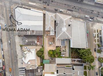 Comercial , Curitiba · Loja comercial/prédio inteiro no Novo Mundo Curitiba/PR