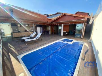 Foto 01 · Casa com 3 Quartos e 3 banheiros à Venda, 450 m² por R$ 730.000 Cód. ch2313