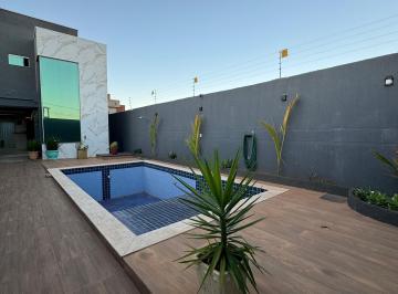 Piscina · Casa à venda no Condomínio Cooperville