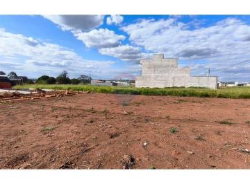 Terreno · 202m² · VENDE SE ESTE LINDO TERRENO