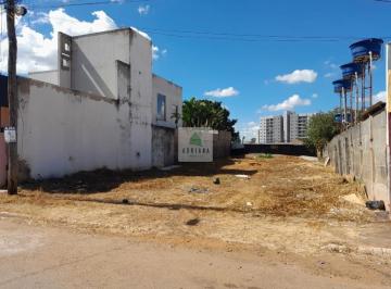 Terreno · Aluguel Terreno com Área de 300 mts² Avaliamos seu Projeto e Edificamos