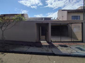 Casa · 255m² · 4 Quartos · 6 Vagas · Casa Térrea. 3 Quartos (1 Suíte) + Edicula