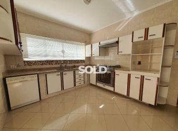 4e9a4d369475c5e09d44d674b62a83c9bdd9a7c3 · Excelente sobrado com 5 dormitórios sendo 1 suíte master com hidro, 310m² de construção, à venda por
