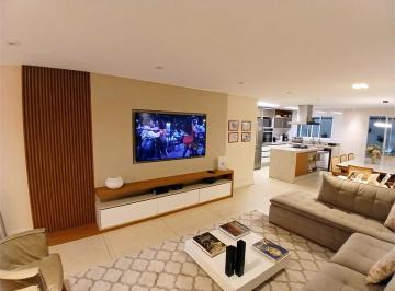 Casa de 3 quartos, São Paulo · Sobrado Residêncial a Venda | 3 dorm ( 3 suites ) | 250m² | 2 vagas em Santana