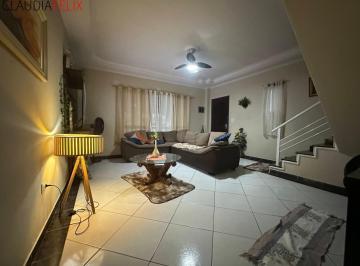 Foto 01 · Imperdível Casa à Venda em Praia Grande-SP, 3 Quartos, 1 Suíte, 2 Salas, 2 Banheiros, 2 Vagas, 131,4