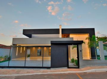 Casa de 4 quartos, Vicente Pires · Casa a venda no Jockey em vicente pires 4 suítes closet piscina churrasqueira