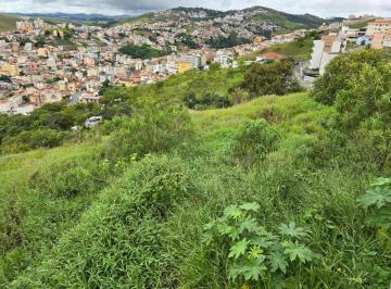 Terreno · 5820m² · Excelente terreno de 5.800m² á venda no bairro Santa Maria em Poços de Caldas MG.