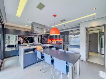 Casa · 634m² · 5 Quartos · 4 Vagas · Casa Venda rua Suecia 5 suites 12 banheiros 4 salas adega 800 garrafa guarita brindada terreno plano