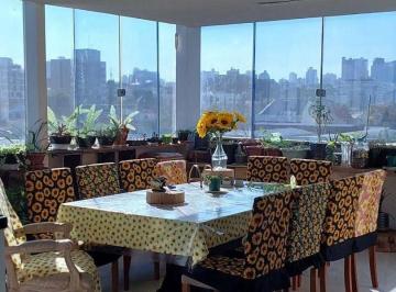 e0aa7ab8016f9d603cd52a317b1ea69aad1aa2ab · APARTAMENTO ATUALIZADO, FACE NORTE, COM 300 M2 E 3 VAGAS DE GARAGEM