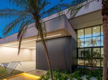 bbe336ff7ea7143880ac685209e6990e3a056455 · Casa Térrea com 1 suíte master + 2 suítes - Recanto Tropical III