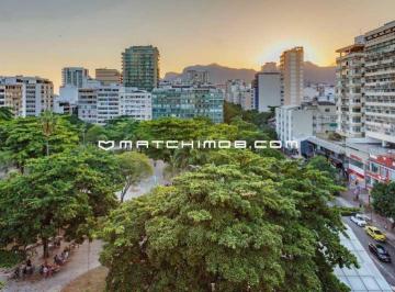 Apartamento · 200m² · 3 Quartos · Apartamento à venda em frente a Praça General Osório em Ipanema.
