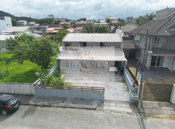 Casa · 280m² · 5 Quartos · 4 Vagas · Sobrado em Itaguaçú, São Francisco do Sul/SC