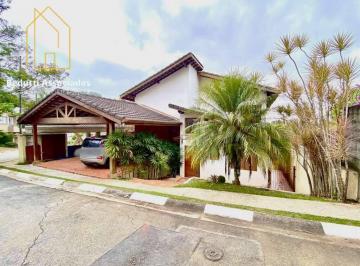 Casa · 325m² · 4 Quartos · 2 Vagas · Cond. Palm Hills - 4 suítes, rústica, linda!