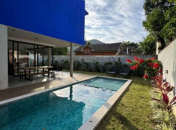 Casa de 5 quartos, São Sebastião · Casa de Alto Padrão com 5 Suítes à Venda na Praia da Barra do Sahy