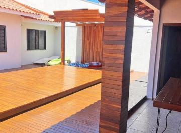 Casa · 176m² · 3 Quartos · 3 Vagas · Casa à Venda - Conforto e Estilo no Seu Novo Lar