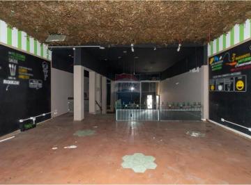 Comercial · 300m² · 'Ponto Comercial na Av. Alfredo Pujol com 300m"