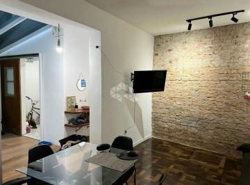 Apartamento · 81m² · 2 Quartos · Apartamento Térreo com 2 Dormitórios e Pátio Privativo no Centro Histórico - 18,50 m² de Área Extern
