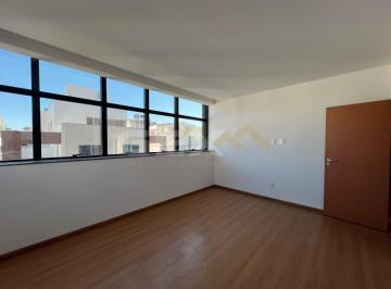 Apartamento · 139m² · 3 Quartos · 2 Vagas · Apartamento à venda no Centro, 3 quartos, 1 suíte e 2 vagas.