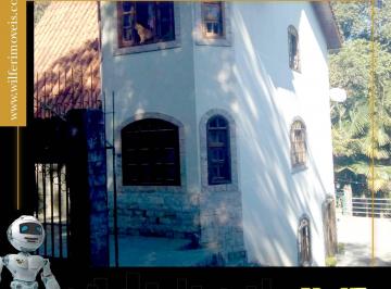 Casa · 234m² · 4 Quartos · 6 Vagas · ESPAÇOSO TRIPLEX À VENDA EM CURITIBA! IMÓVEL COM Q