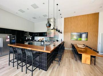 Casa · 733m² · 4 Quartos · 7 Vagas · Linda casa a venda com 4 quartos no condomínio Reserva da Serra