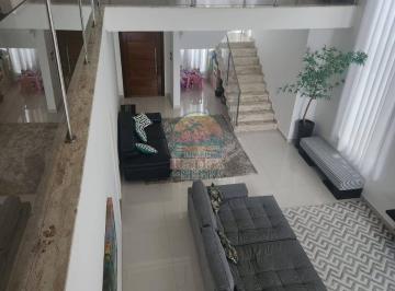 Casa · 326m² · 4 Quartos · 5 Vagas · Casa com 4 suítes a venda no condomínio Reserva da Serra. Oportunidade!