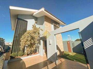 Casa · 270m² · 4 Quartos · 3 Vagas · Sobrado à venda, 4 quartos, 1 suíte, 3 vagas, Vila Becker - Toledo/PR