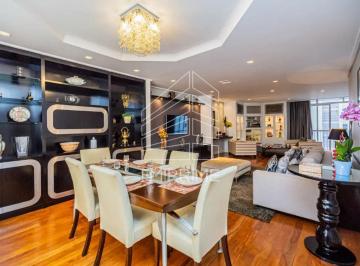 Apartamento · 212m² · 3 Quartos · 2 Vagas · Apartamento tipo para venda com 3 quartos, sendo 1 suíte, 212m²