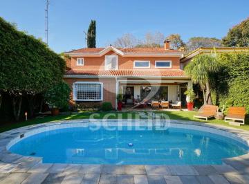Casa · 340m² · 3 Quartos · 3 Vagas · Casa estilo colonial com 3 suítes e piscina próximo ao Hospital Einstein