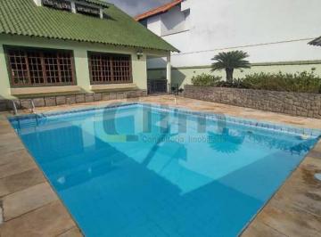 Casa · 160m² · 4 Quartos · 6 Vagas · Casa em Condomínio :  / Residencial / Anil