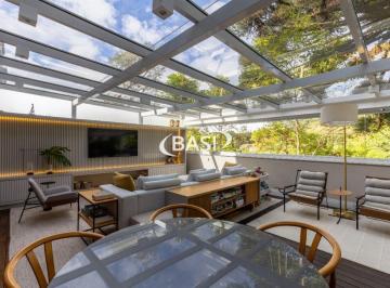 Casa · 310m² · 3 Quartos · 2 Vagas · casa em condominio fechado com acabamentos de alto padrao.