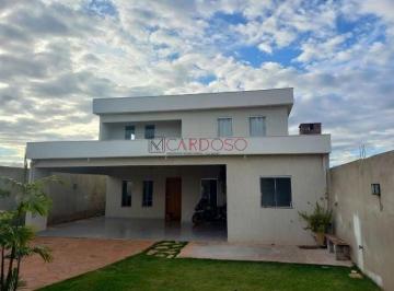Casa · 400m² · 3 Quartos · 4 Vagas · Casa em Condomínio 26 de setembro 3 suítes, churrasqueira - V121