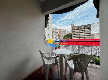 e7c38b5a44b0b66ab2b9358611800cea3b6d4a5c · Apartamento próximo à praia com sacada — Pitangueiras — Guarujá
