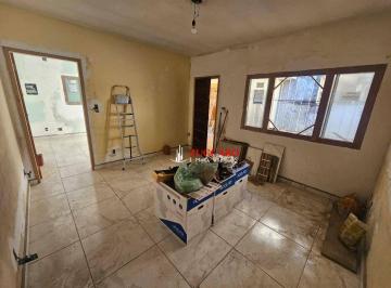 6f1eb3a326fa00bc4b4e2cf9c5eb91e118a13ead · Casa sera entregue pintada e reformada, todas janelas novas de alumínio com 3 dormitórios à venda, 1