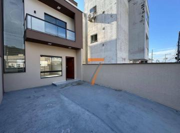 876f363887c0f1de8d8f0f5c198198ce6c1be367 · Casa com 2 dormitórios à venda, 90 m² por R$ 600.000,00 - Ipiranga - São José/SC