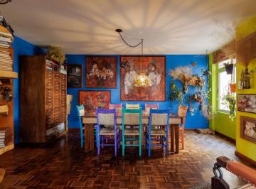 Apartamento · 166m² · 2 Quartos · 1 Vaga · Apartamento reformado com dois quartos e uma suíte