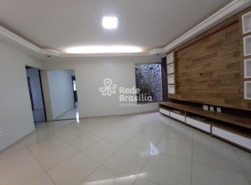 Casa · 250m² · 3 Quartos · 3 Vagas · Quadra 11 | Casa na laje com 3 quartos - sendo 2 suítes - 3 vagas - aceita financiamento e FGTS - Se