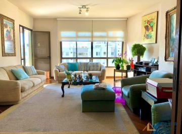 71866297_iLSHa59_7186629764dbccd2630a3.jpg · Apartamento à venda a uma quadra da Beira Mar Norte de Florianópolis/SC.