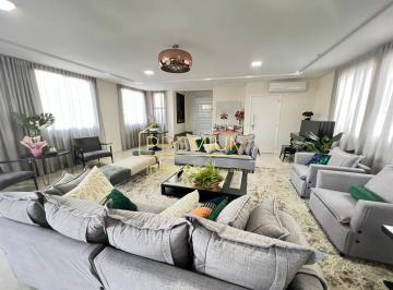 Casa · 505m² · 3 Quartos · 8 Vagas · Casa a venda com uma ótima metragem no condomínio Reserva da Serra