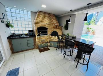 Casa · 260m² · 3 Quartos · 5 Vagas · Casa com pé direito alto para comprar no Reserva da Serra Jundiaí