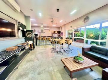 Casa · 618m² · 4 Quartos · 10 Vagas · Linda casa com terreno de 1312m² à venda no Reserva da Serra