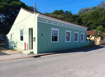 Comercial , Florianópolis · Casa histórica à Beira-Mar | Sambaqui, Florianópolis