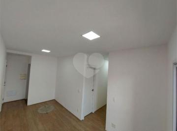 16xcsxi2odu1yzixzwiwnzk4_md · Apartamento com 3 quartos à venda em Parque União - SP
