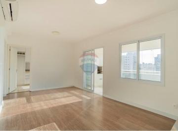 Apartamento · 91m² · 3 Quartos · 2 Vagas · RE/MAX vende Apartamento 91 m², com 3 quartos (sendo 1 suíte), 02 vagas cobertas, lavabo e varanda g