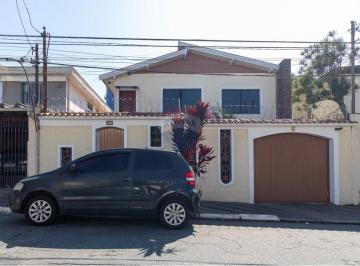 Casa · 219m² · 5 Quartos · 3 Vagas · Casa tipo para venda com 5 quartos, sendo 2 suítes, 219m²