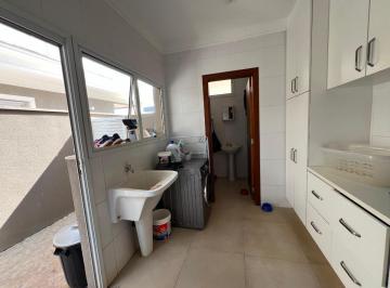 IMG_20260615_105309_000.jpeg · Casa no condomínio Guaporé 1 para venda com 4 quartos, sendo 3 suítes, 325m² - remaxjoy#4T32E